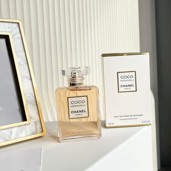 New C0C0 Miss EDP 100ml