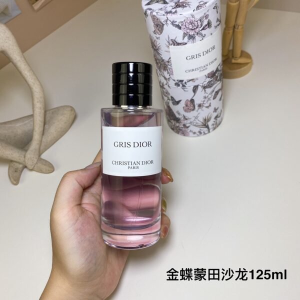 Golden Mist Eau de Parfum 125ml | Luxury Floral Woody Perfume Golden Mist Eau de Parfum 125ml elegant floral woody fragrance perfume