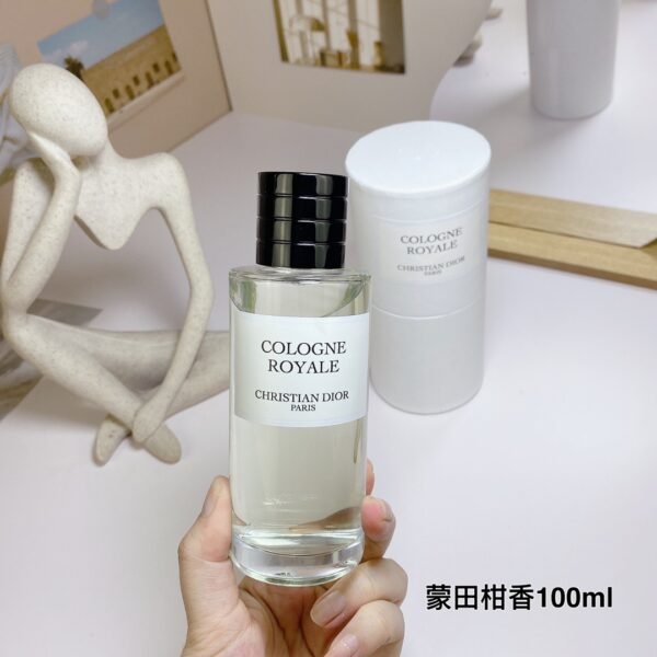 Montaigne Unisex Perfume 100ml elegant luxury fragrance bottle