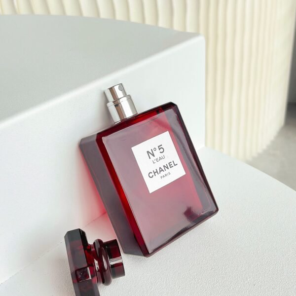 18 Limited Edition Red N5 Perfume Light Fragrance 100ml