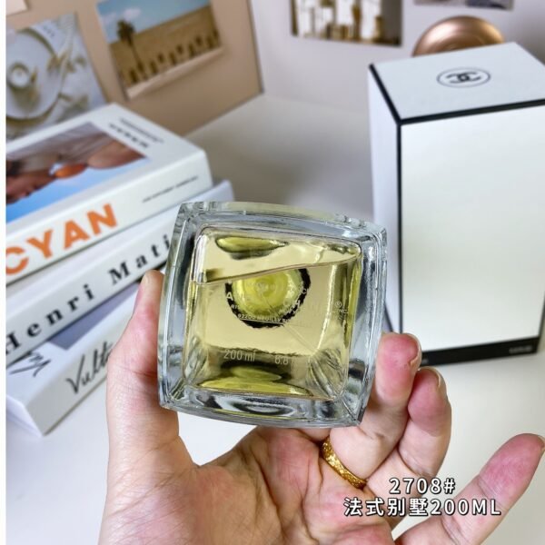 French Villa Eau de Parfum  200ml