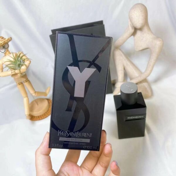 6 Men's Pioneer Y Men's Black Bottle Fragrance 100ml
