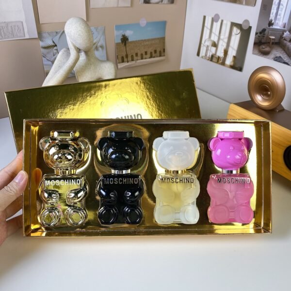 Moncler Gold Silver Teddy Bear Perfume Set 30ml x 4 – BGD Teddy Bear Perfume Set 30ml x 4 – Moncler Gold Silver | BGD Wholesale Retail