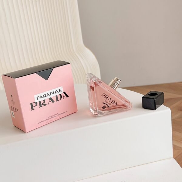 Unpredictable EDP Woody Floral 90ml