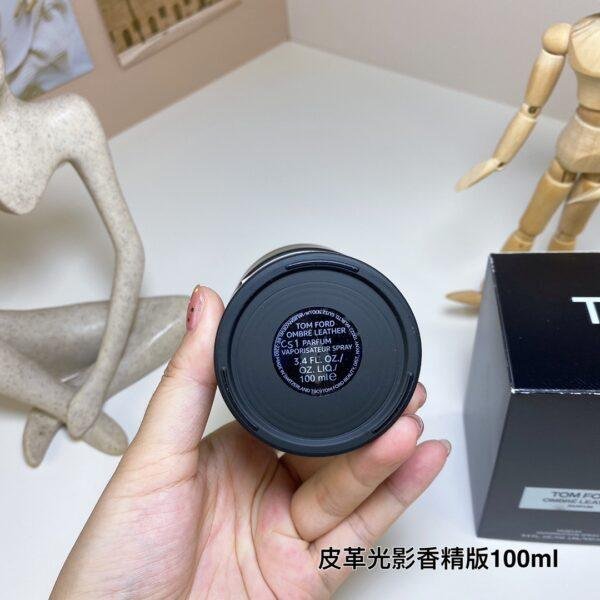 Light and Shadow Leather Fragrance Edition 100ml