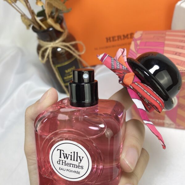 New Silk Scarf Eau de Parfum for Women 85ml