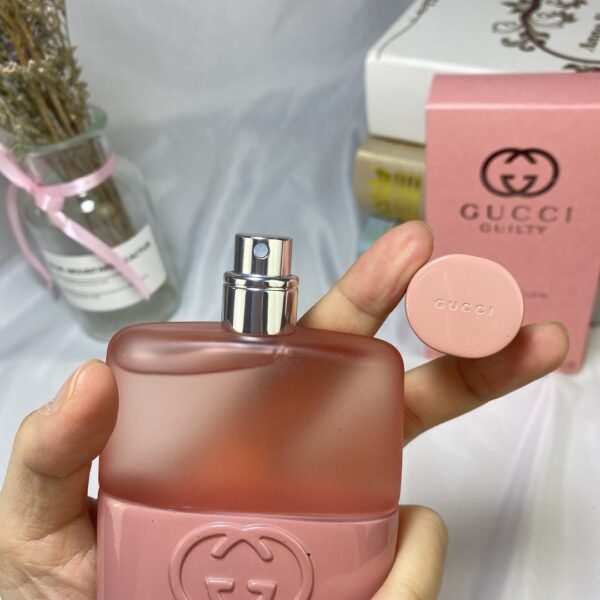 Guilty Love 2020 Valentine's Day Couple Perfume Powder Bottle Women's 90ml