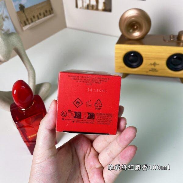 Love crimson musk 100ml