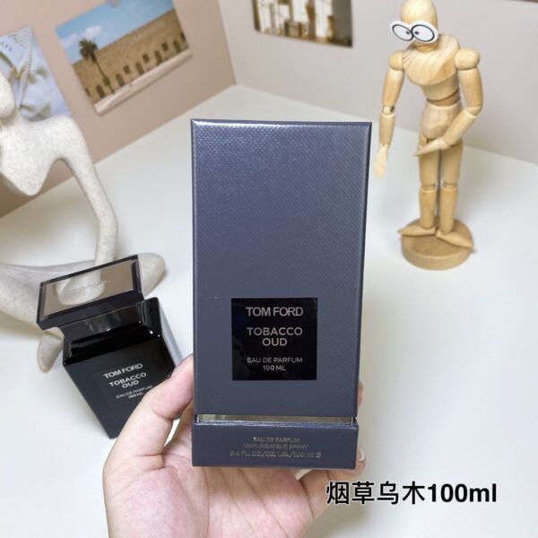 6 Tobacco Ebony 100ml