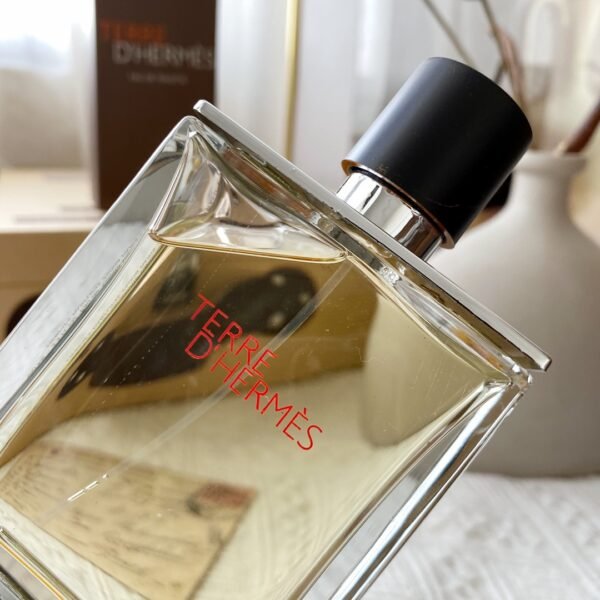 8 Terre des Anglais Eau de Toilette 100ml