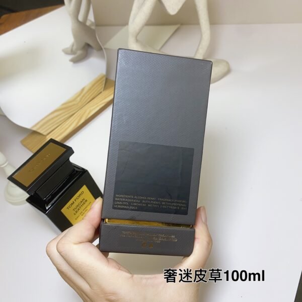 Luxurious Fur Perfume 100ml