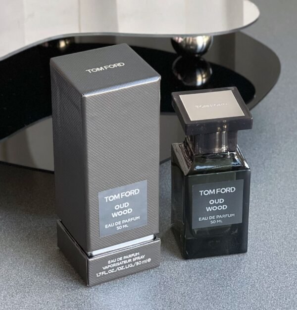 9 Men's Zhenhua Tobacco Oud Perfume 50ml