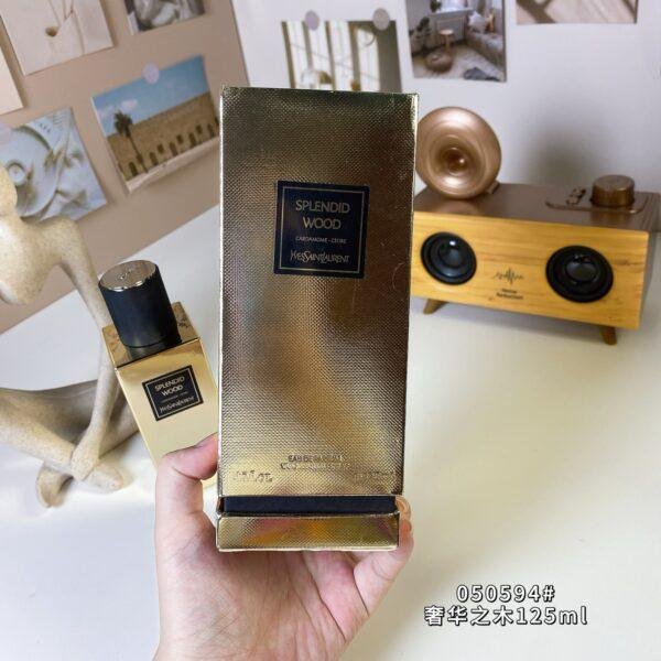 Splendid Wood (Le Vestiaire desParfums), 2017,125ml