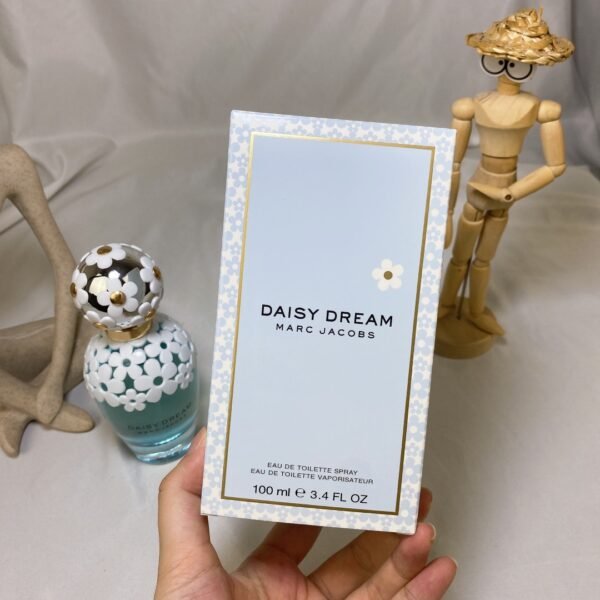 Blue Dream Daisy Women's Long-lasting Eau de Toilette Floral Fragrance 100ml