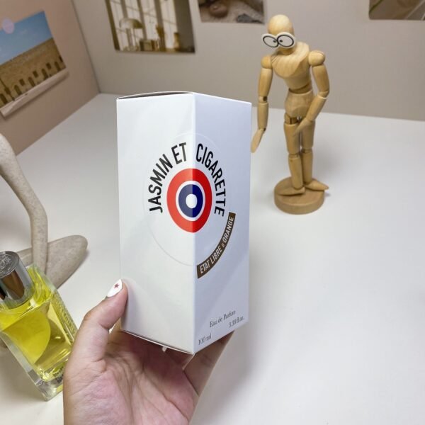 Jasmin et Cigarette, 2006 , 100ml