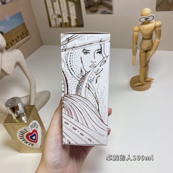 Remarkable People, 2015 , 100ml