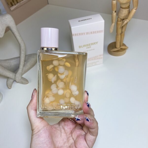 Her Petals Flower and Her Bloom 2023 100ml high quality fragrance bottle