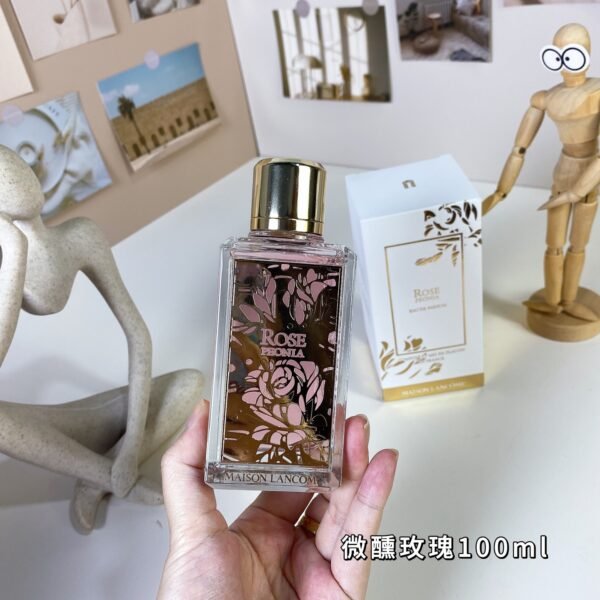 Elegant Pink Rose Blossom Luxury Fragrance 100ml | Rose Perfume Elegant Pink Rose Blossom Luxury Fragrance 100ml with soft rose floral perfume notes