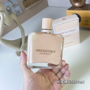 Irresistible Nude Velvet, 2024,80ML