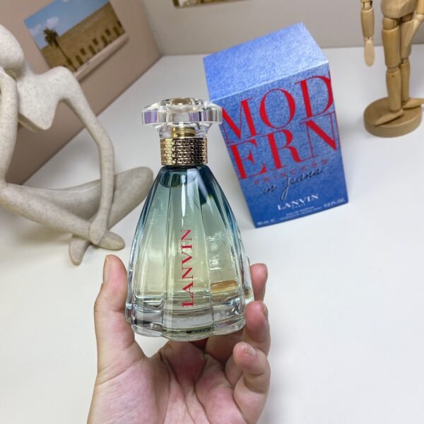 Modern Princess in Jeans, 2024, 90ml