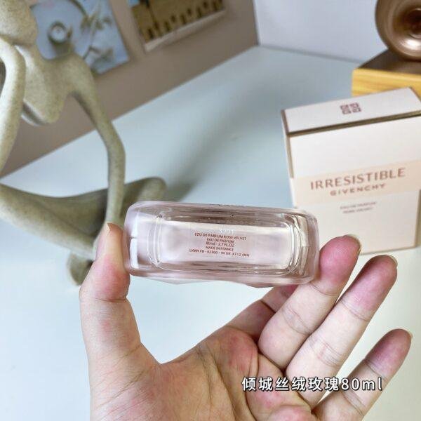 A4 Velvet Rose Patchouli Signature Eau de Parfum 80ml