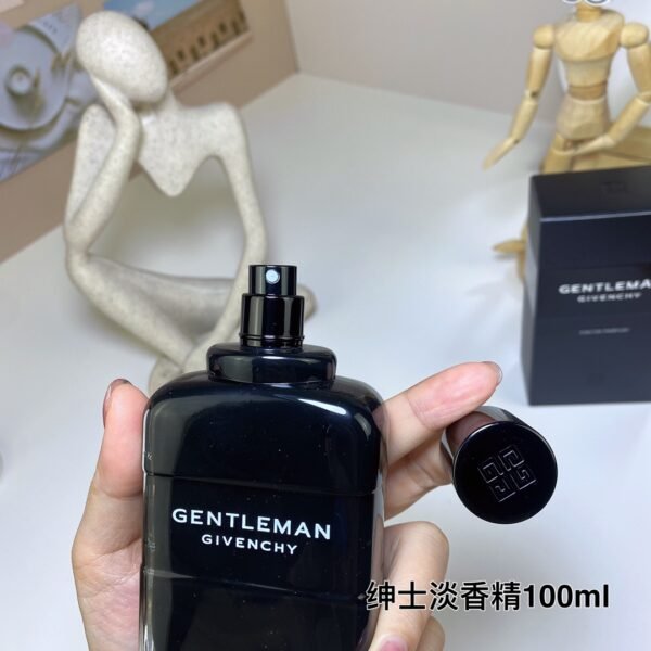 Elegant Gentleman Woody Eau de Parfum 100ml