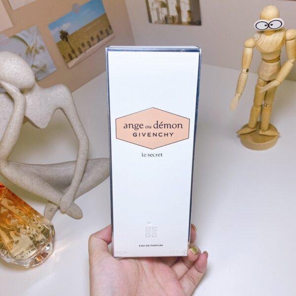 Secret Floral Jasmine Eau de Parfum 100ml