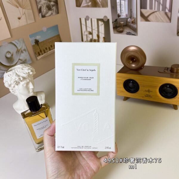 A7 Precious Oud, 2011, 75ML