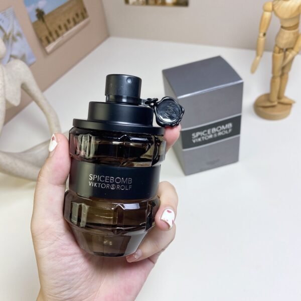 B2 V.R Spicebomb, 2012,90ml