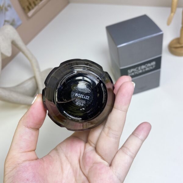B3 V.R Spicebomb, 2012,90ml