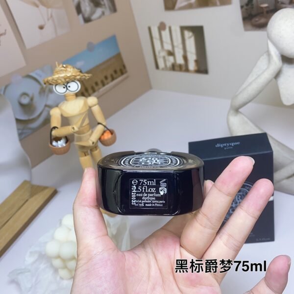 Carton packaging black label dream 75ml