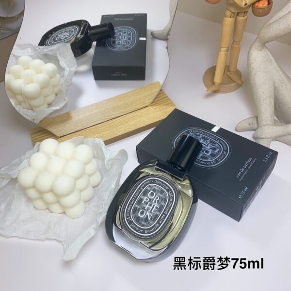 Carton packaging black label dream 75ml