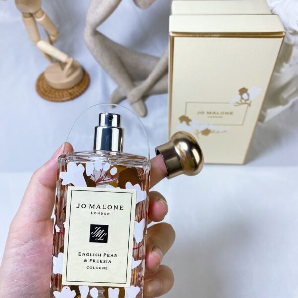 Pear Blossom Fresh Cologne 100ml