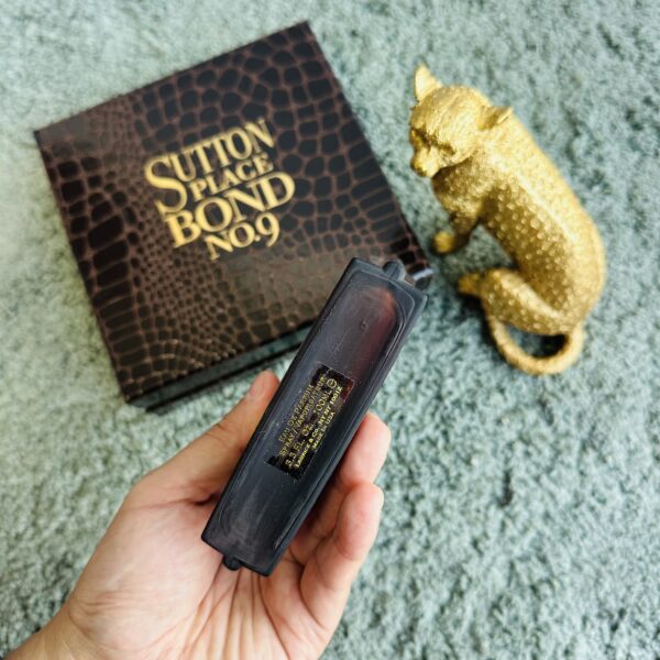 B8 No9 Sutton Square 100ml